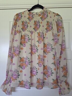 Beautiful Entro Watercolor Cream & Floral Smocked Yoke Blouse Size Lg